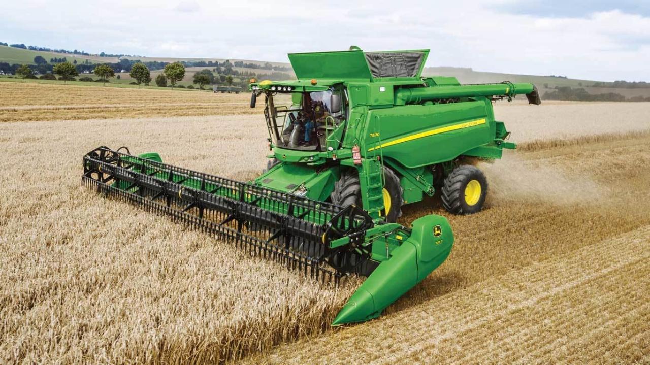 T670 Combine | Grain Harvesting | John Deere Us
